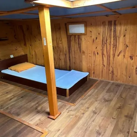 Forest Lagoon Apartman